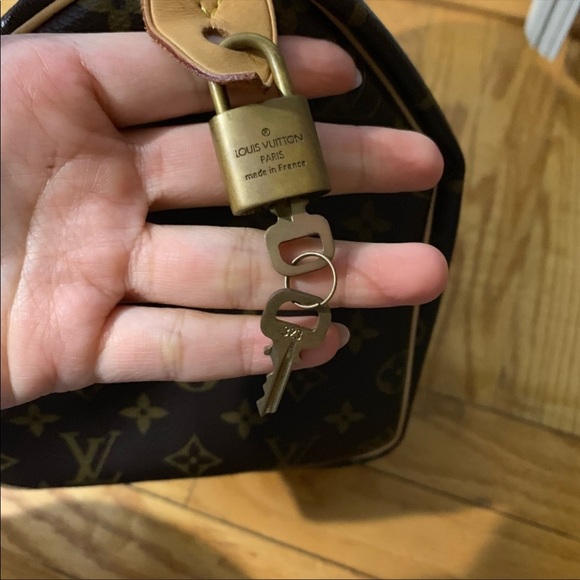 Louis Vuitton speedy 30 - Picture 2 of 7